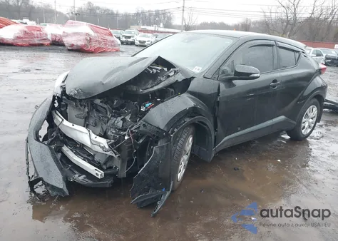 2021 Toyota C-Hr Le z USA, uszkodzony, nr VIN JTNKHMBX7M1126595